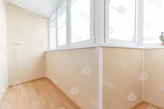 Остекление, утепление и отделка балкона ПВХ