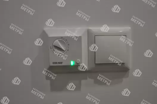 Остекление балкона в серии дома 01-ПЗ с утеплением и отделкой